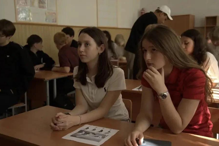 Связь времен и поколений: представители Ленобласти приняли участие в уроке памяти «Освобождение Донбасса. 1943» в Мелитополе