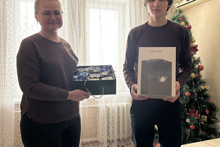 Кремлевская елка желаний в подшефном Енакиево