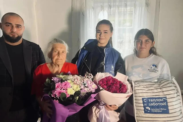 Представители Ленобласти и «Волонтёры Победы» поздравили с 99-летием ветерана ВОВ
