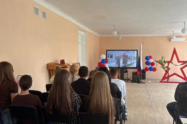 В Мелитополе прошел показ видеоархива «Код доступа: освобождение Крыма» при участии Представительства Ленинградской области