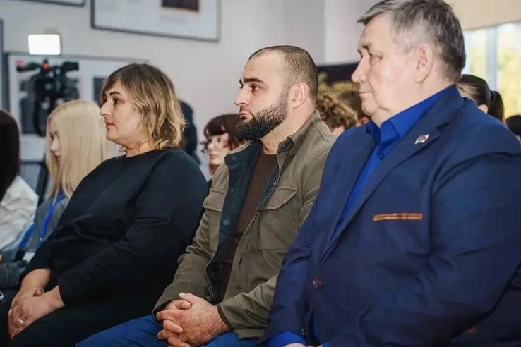 Память поколений: представители Ленобласти приняли участие в проекте «Диалоги с Героями» в Мелитополе